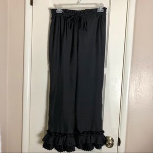 Clu Black Ankle Pants NWOT